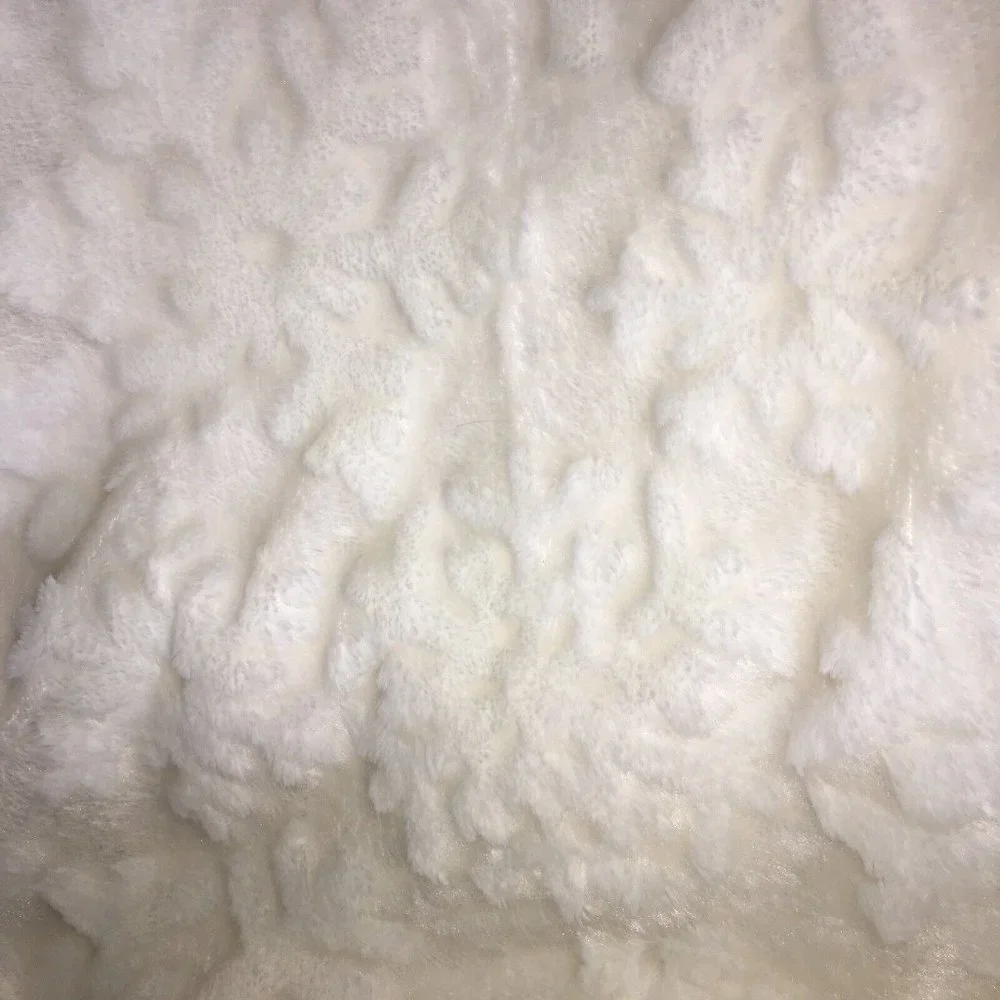 CYNTHIA ROWLEY Ivory Faux Fur Sculpted Snowflake Throw Blanket Christmas Holiday